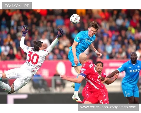 那不勒斯中场拦截后直传,配合无懈可击收获进球 那不勒斯中场拦截后直传,配合无懈可击收获进球