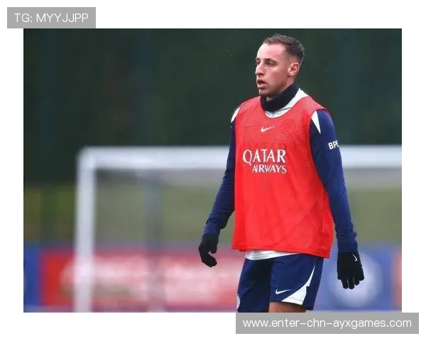 巴黎豪赌意甲中场:签下五年长约引爆欧洲足坛热议 巴黎豪赌意甲中场:签下五年长约引爆欧洲足坛热议