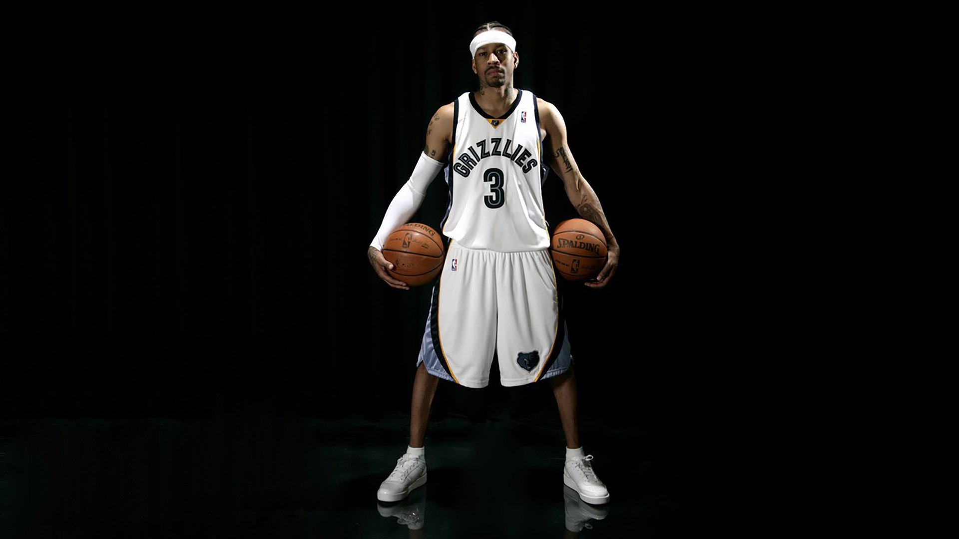 2024季后赛:勇士在关键战中库里的三分狂潮带领球队逆转!,nba2021勇士进季后赛了吗